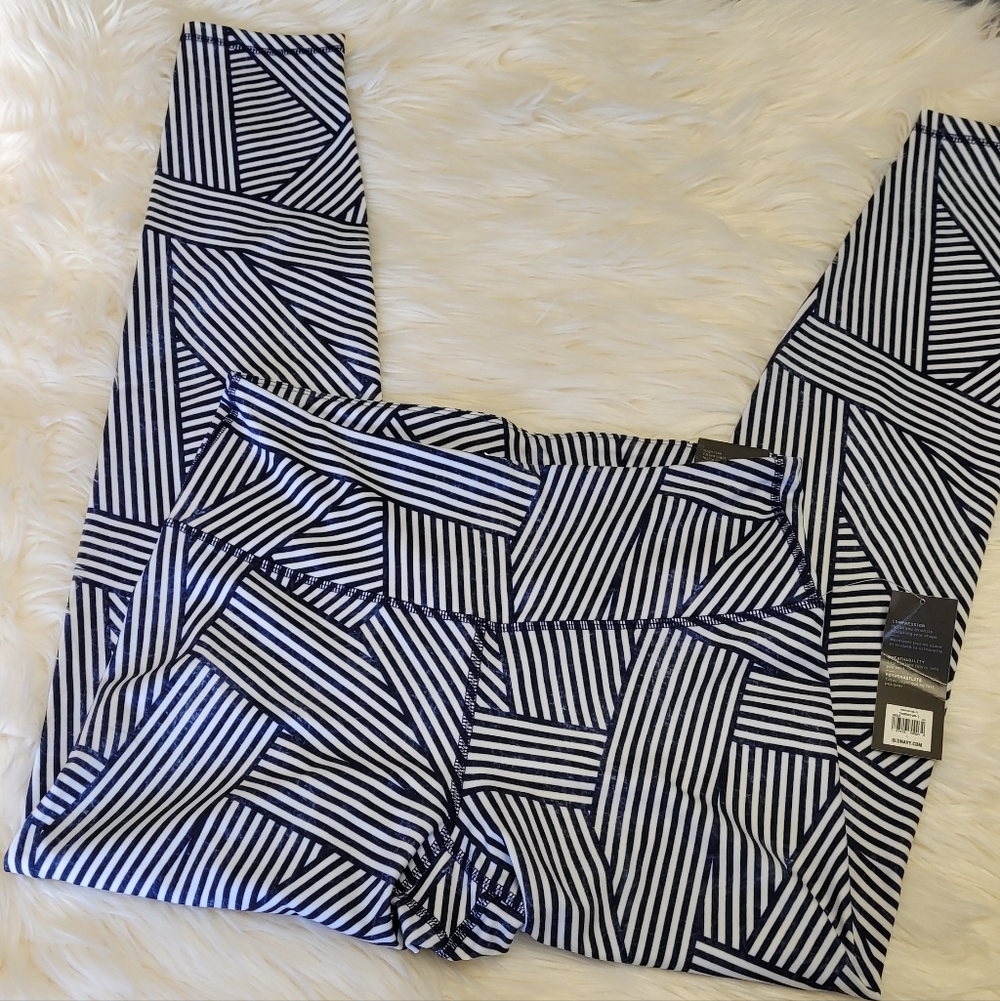 NWT Old Navy Athletic Leggings